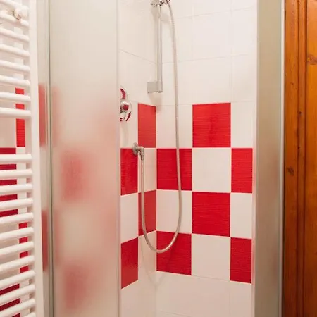 Casa Bourget شقة سيستريير
